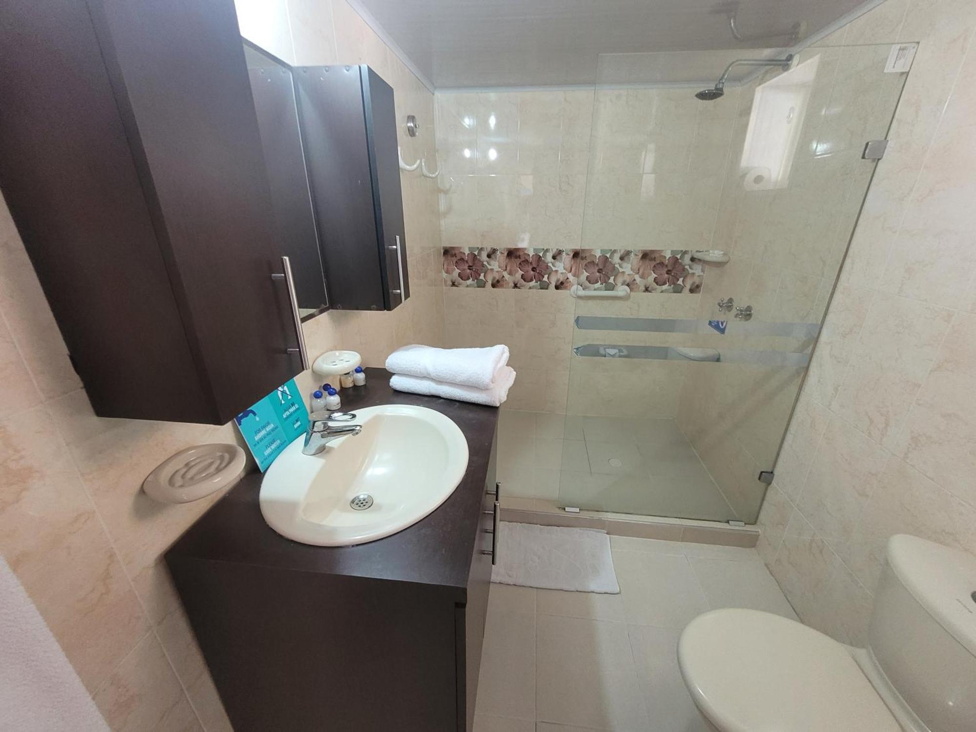 Fresh Water Bay Hotel Posada Del Mar חדר תמונה